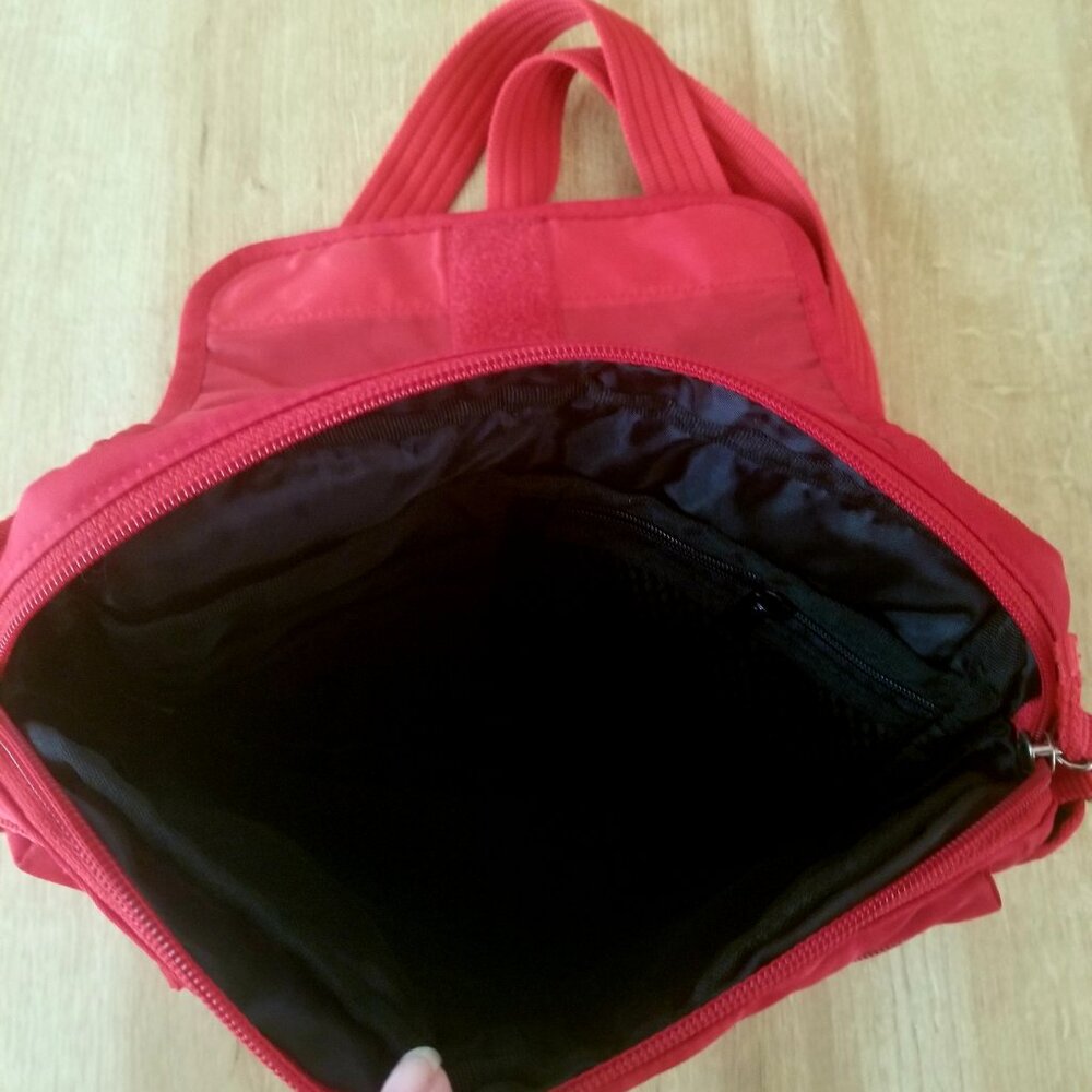 Crossbody or Shoulder Convertible Bag Purse - Picture 6 of 8